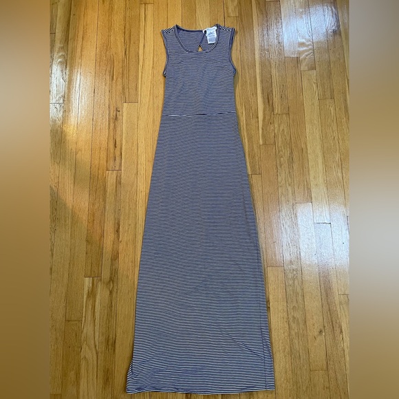 Women’s BCBGeneration Striped Sleeveless Maxi Dress - Picture 1 of 10